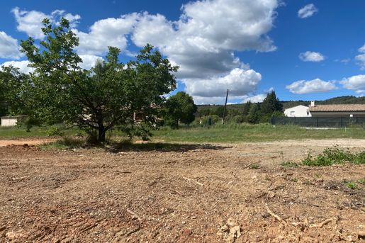 Terrain · Villecroze (Var) · 120 000 €