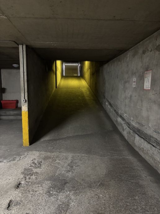 Parking 14 m² · à Paris 17ème · 14 m² · 50 000 €