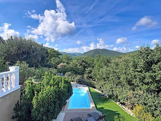 Maison 4 pièces 81 m² · à La Roquebrussanne · 81 m² · 359 000 €
