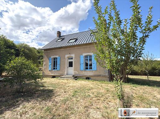 Maison 4 pièces 131 m² · à Fontanières · 131 m² · 68 000 €
