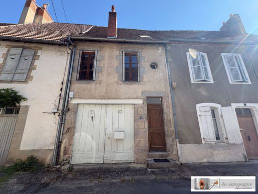Maison 2 pièces 29 m² · à Chambon-sur-Voueize · 29 m² · 35 500 €