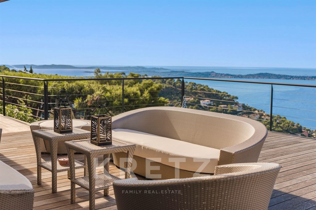 Maison à vendre, 300m², Carqueiranne