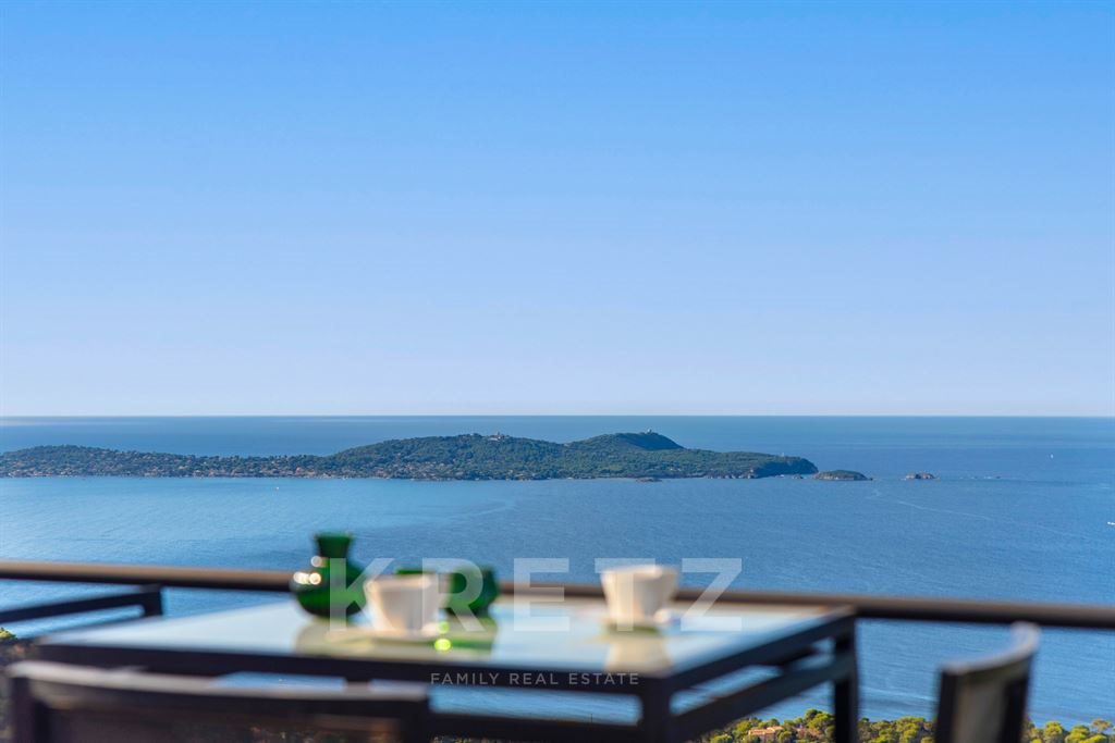 Maison à vendre, 300m², Carqueiranne