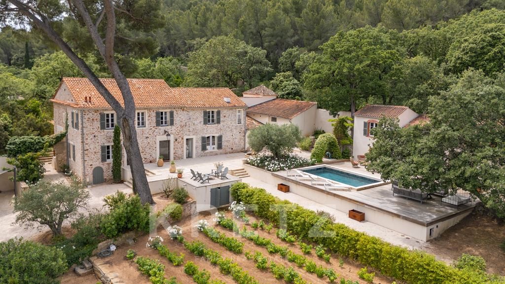 Maison à vendre, 578m², Hyères