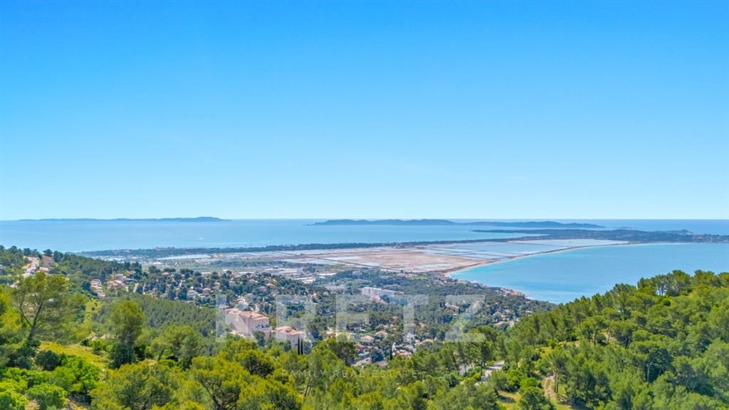 Maison à vendre, 300m², Carqueiranne