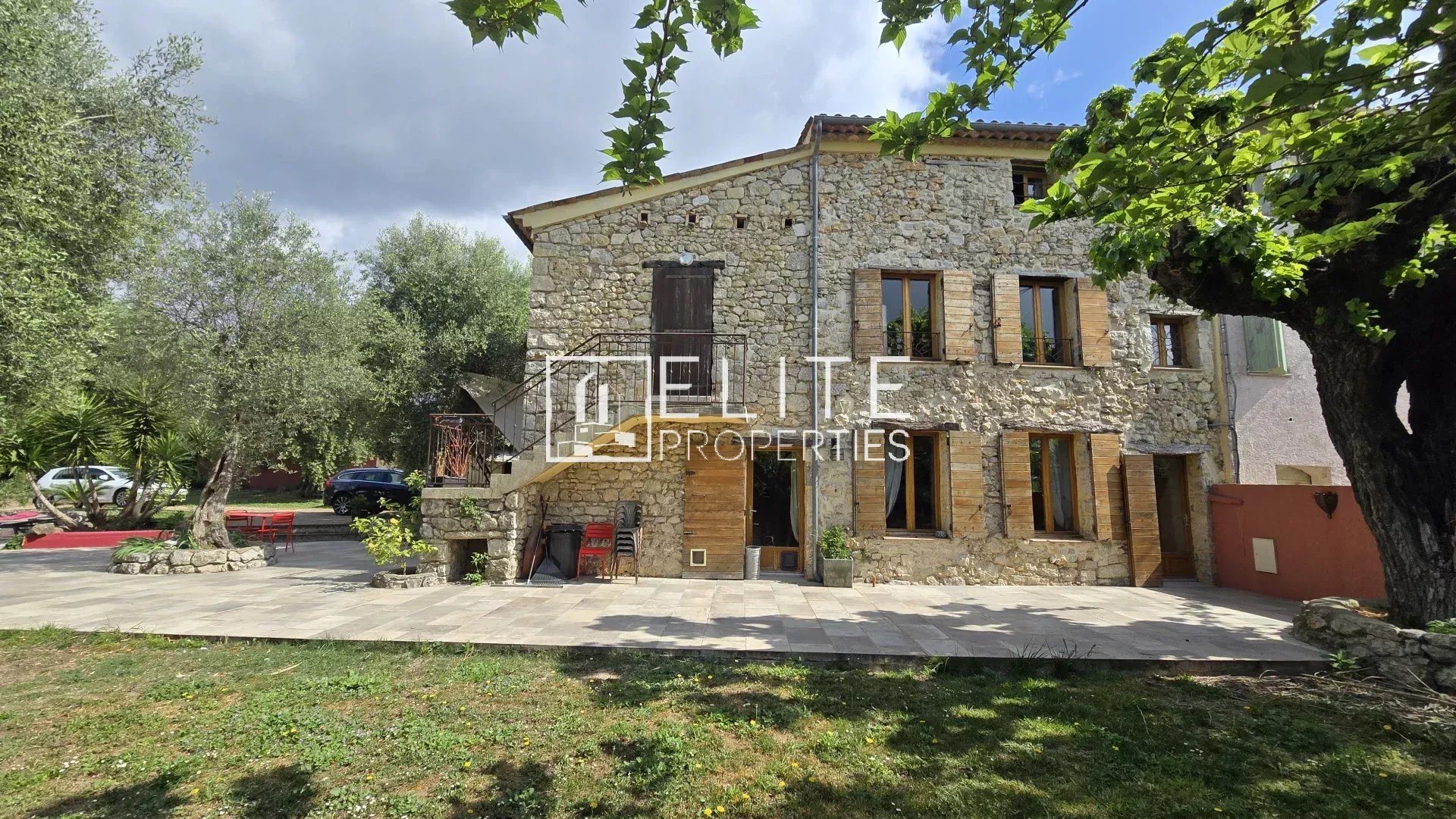 Maison à vendre, 233m², Grasse