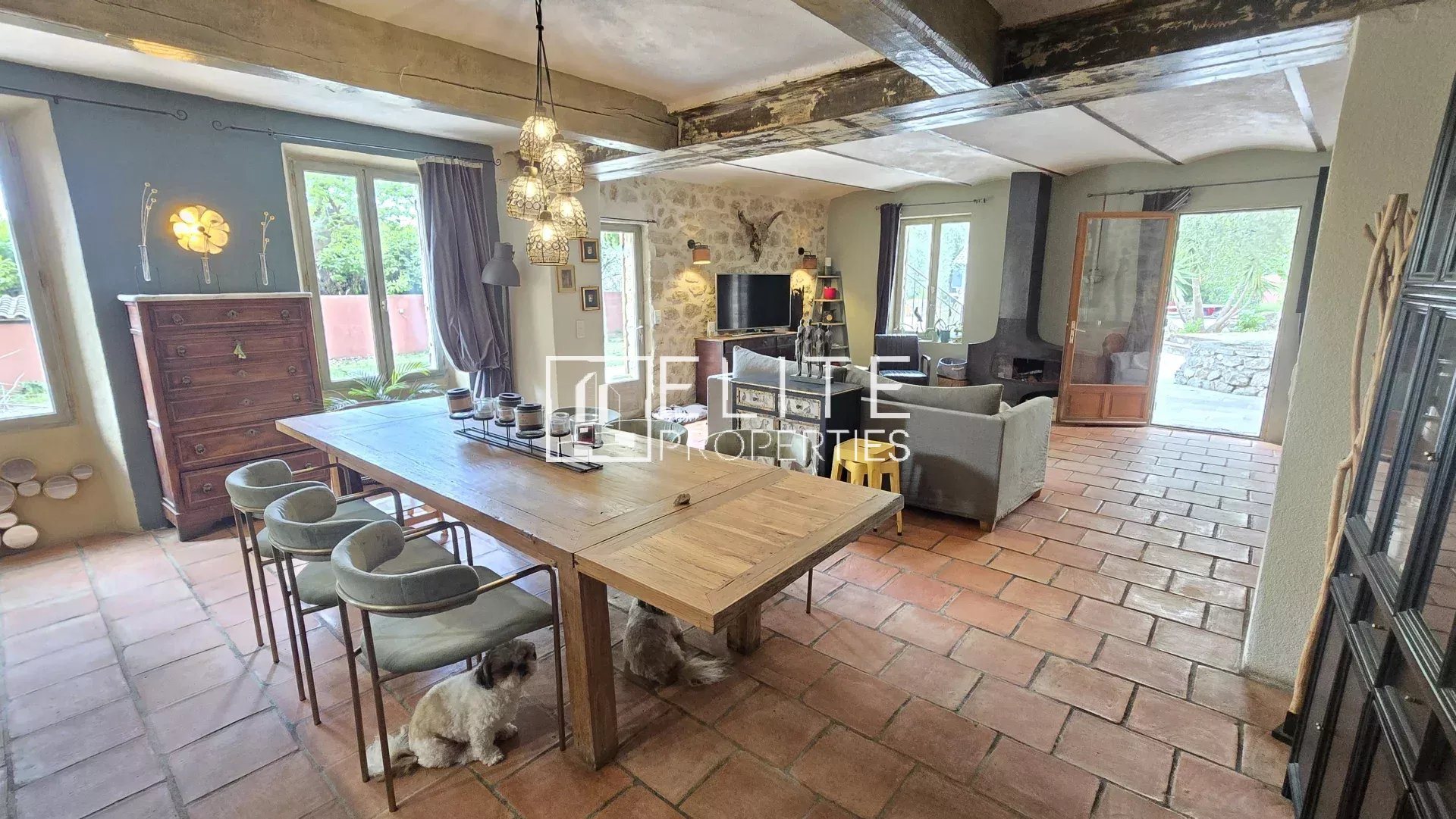Maison à vendre, 233m², Grasse