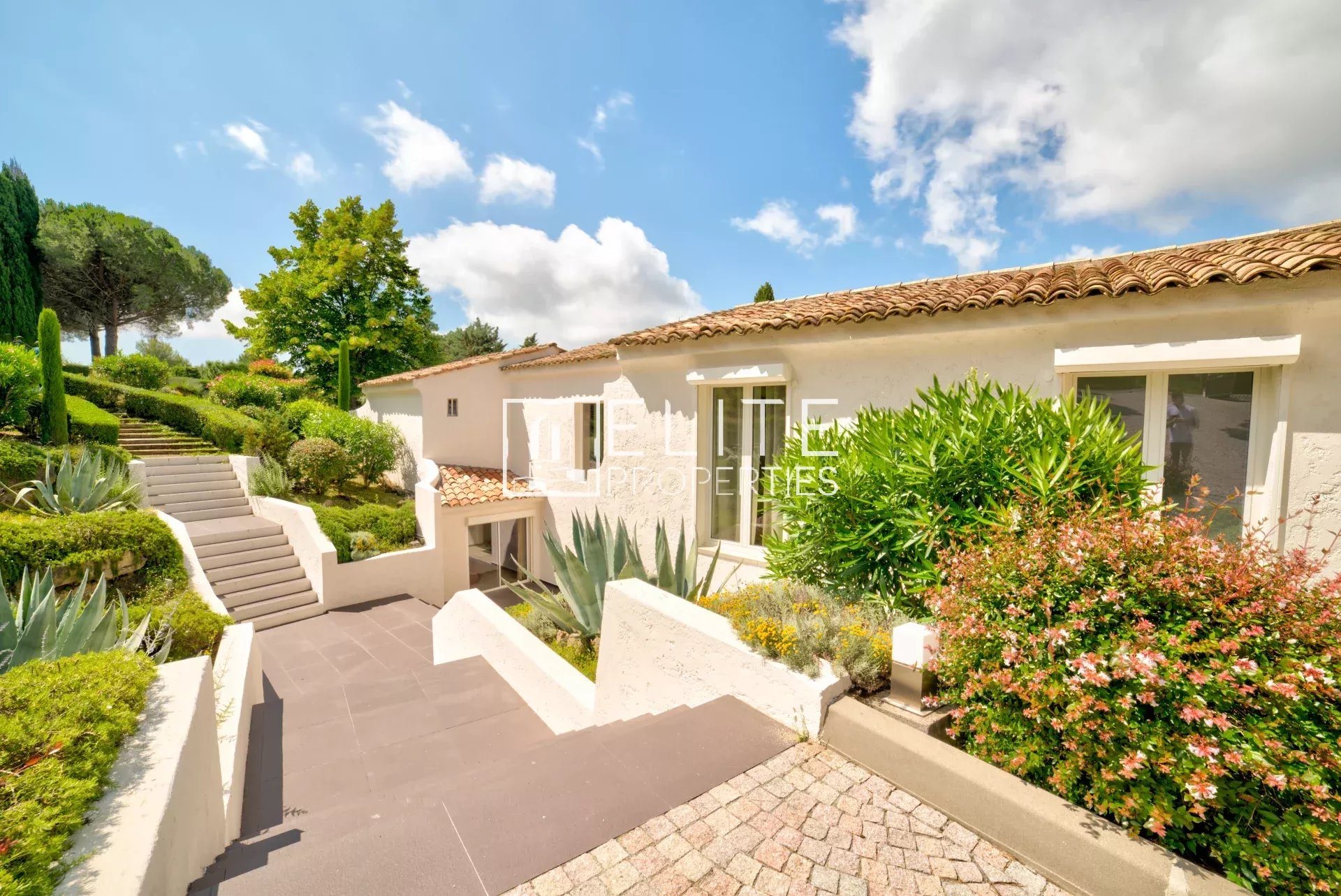 Maison à vendre, 588m², Mouans-Sartoux