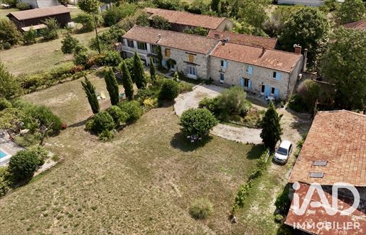 Maison 12 pièces 354 m² · à Galapian · 354 m² · 425 000 €