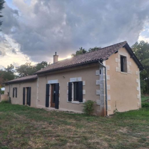 Maison 4 pièces 102 m² · à Beleymas · 102 m² · 199 000 €