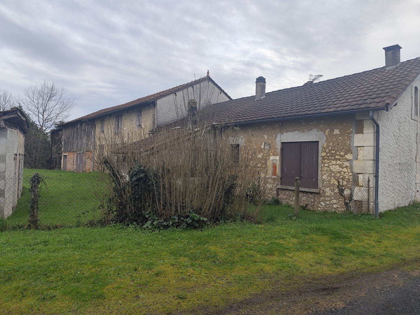 Maison à vendre, 125m², Saint-Martial-d'Artenset