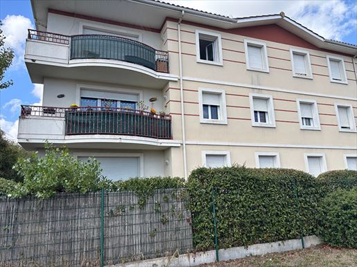 Appartement 4 pièces 80 m² · à Villenave-d'Ornon · 80 m² · 305 000 €