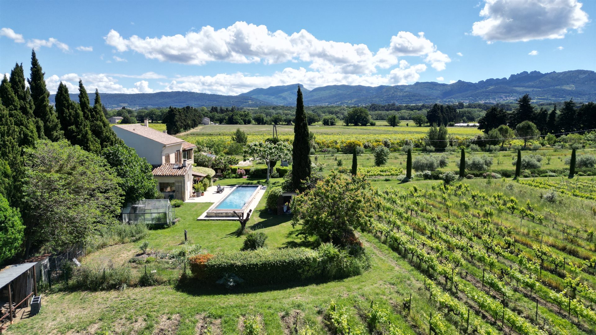 Maison à vendre, 360m², Sablet