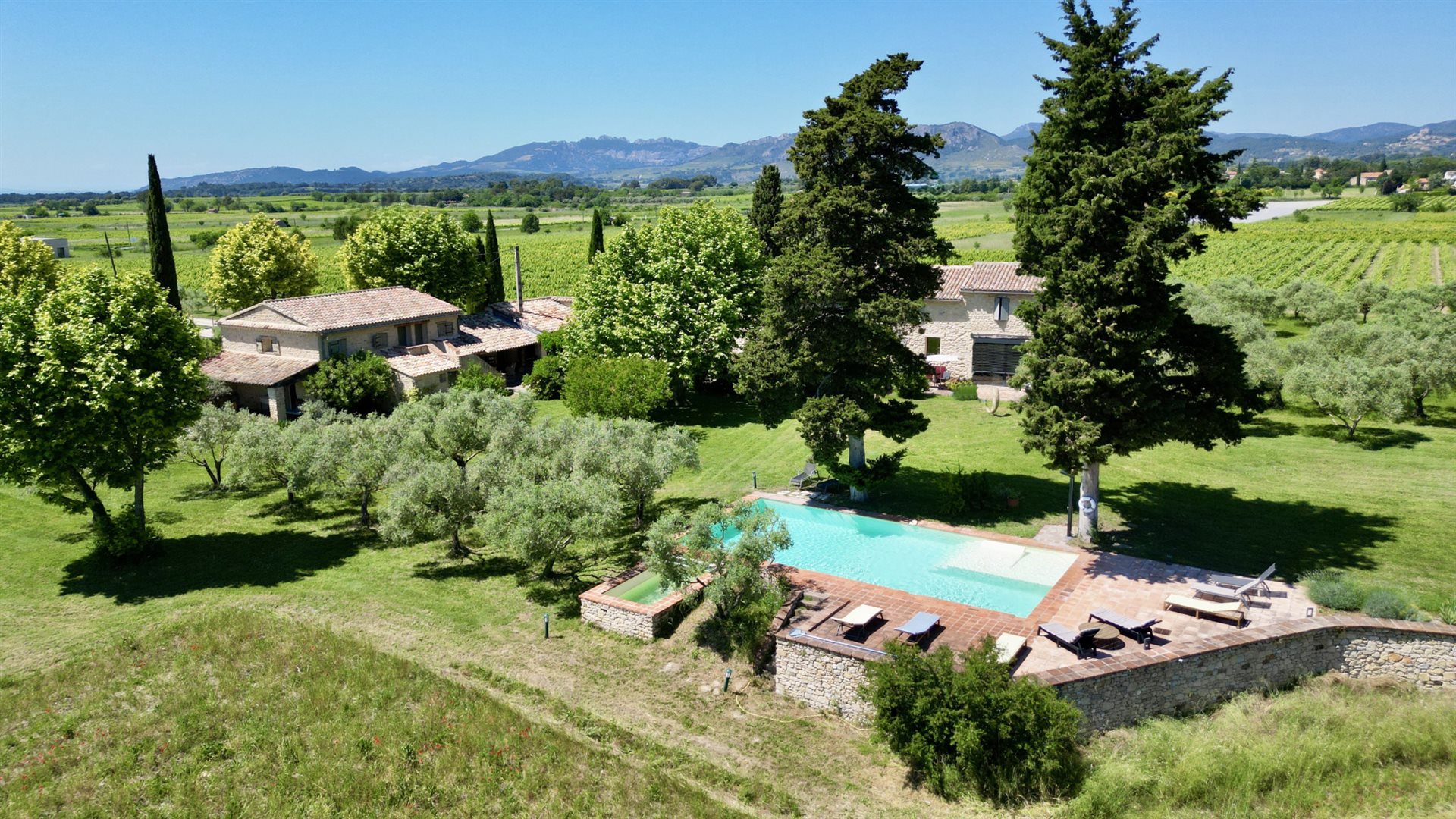 Maison à vendre, 450m², Crillon-le-Brave