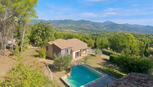 Maison 5 pièces 143 m² · à Faucon · 143 m² · 598 500 €