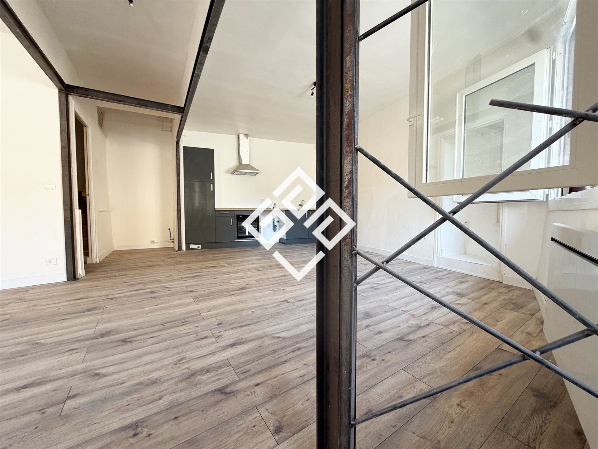 Maison à vendre, 180m², Ouveillan