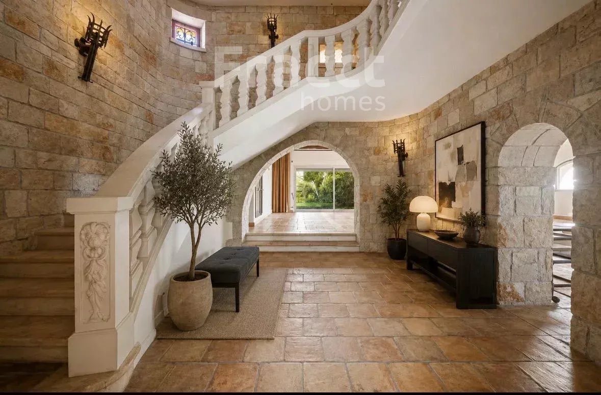 Maison à vendre, 360m², Colomars