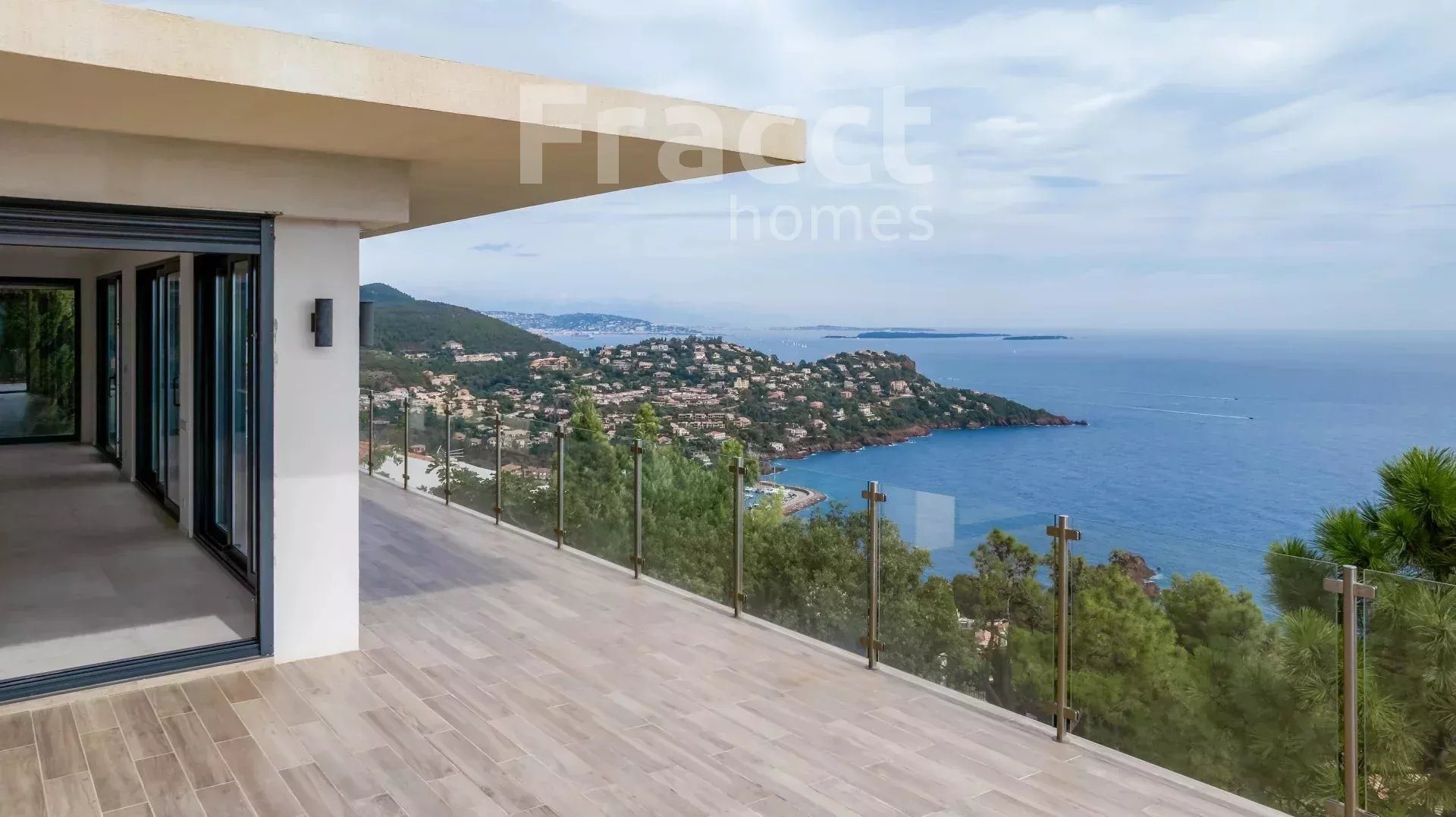 Maison à vendre, 210m², Saint-Raphaël