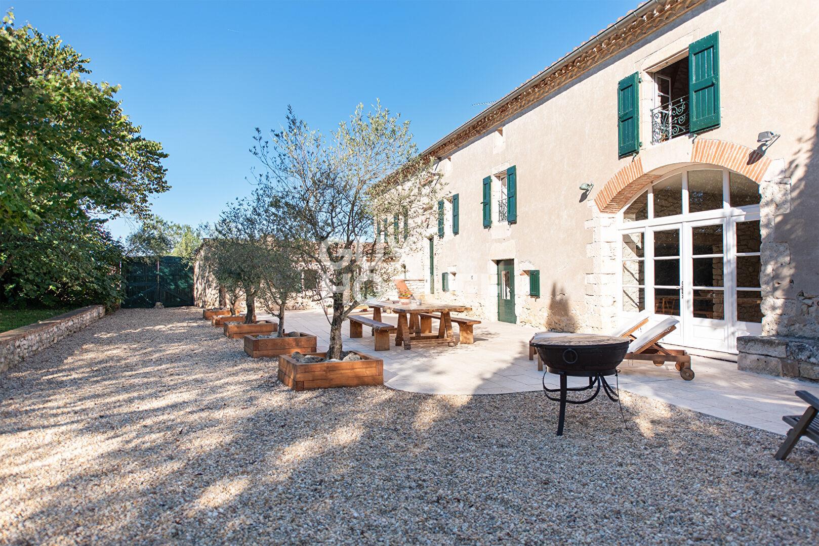 Maison à vendre, 373m², Albi