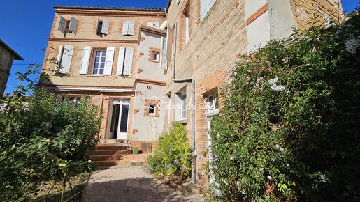Maison 8 pièces 246 m² · à Rabastens · 246 m² · 450 000 €