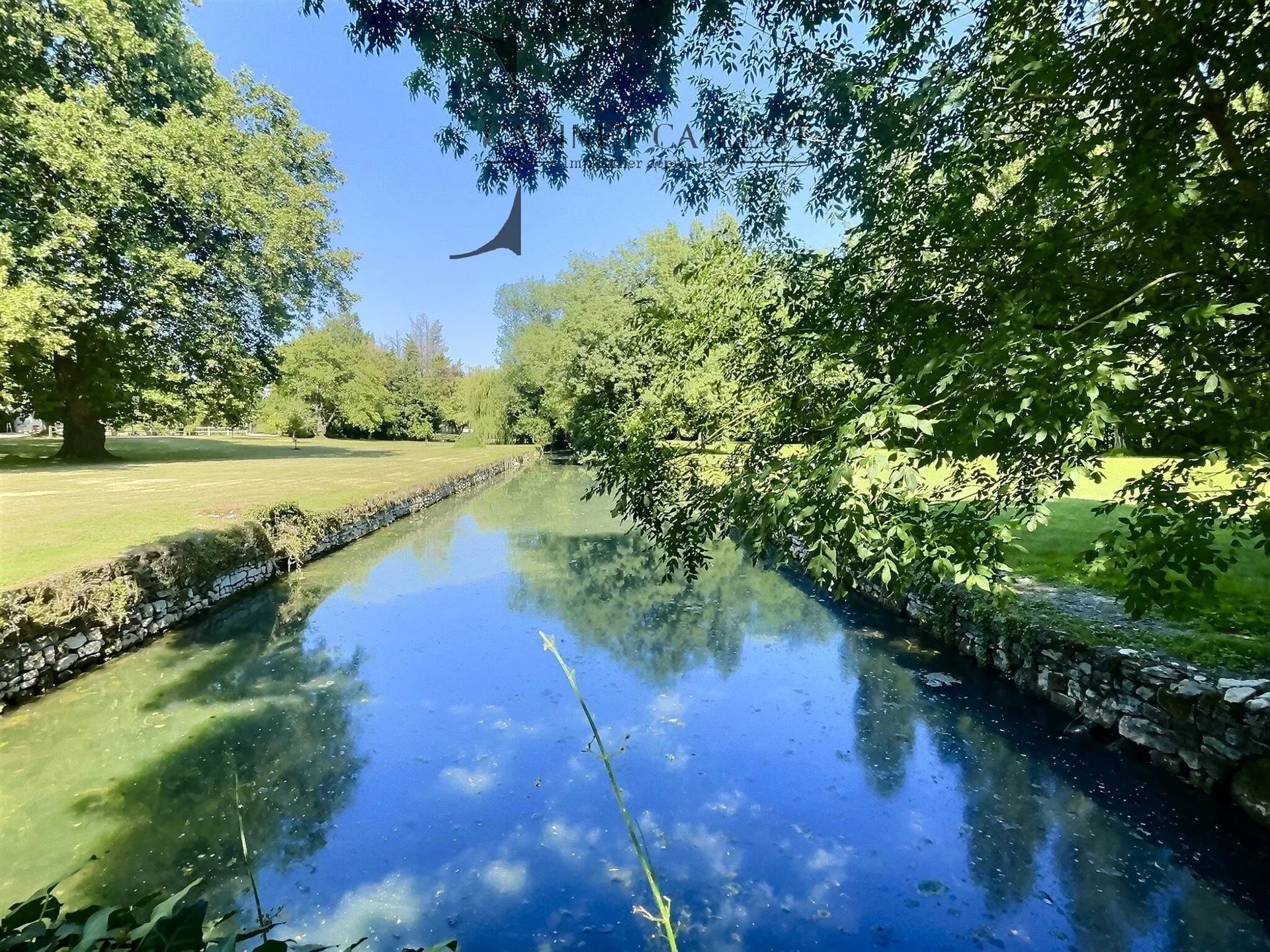 Maison à vendre, 367m², Cravans