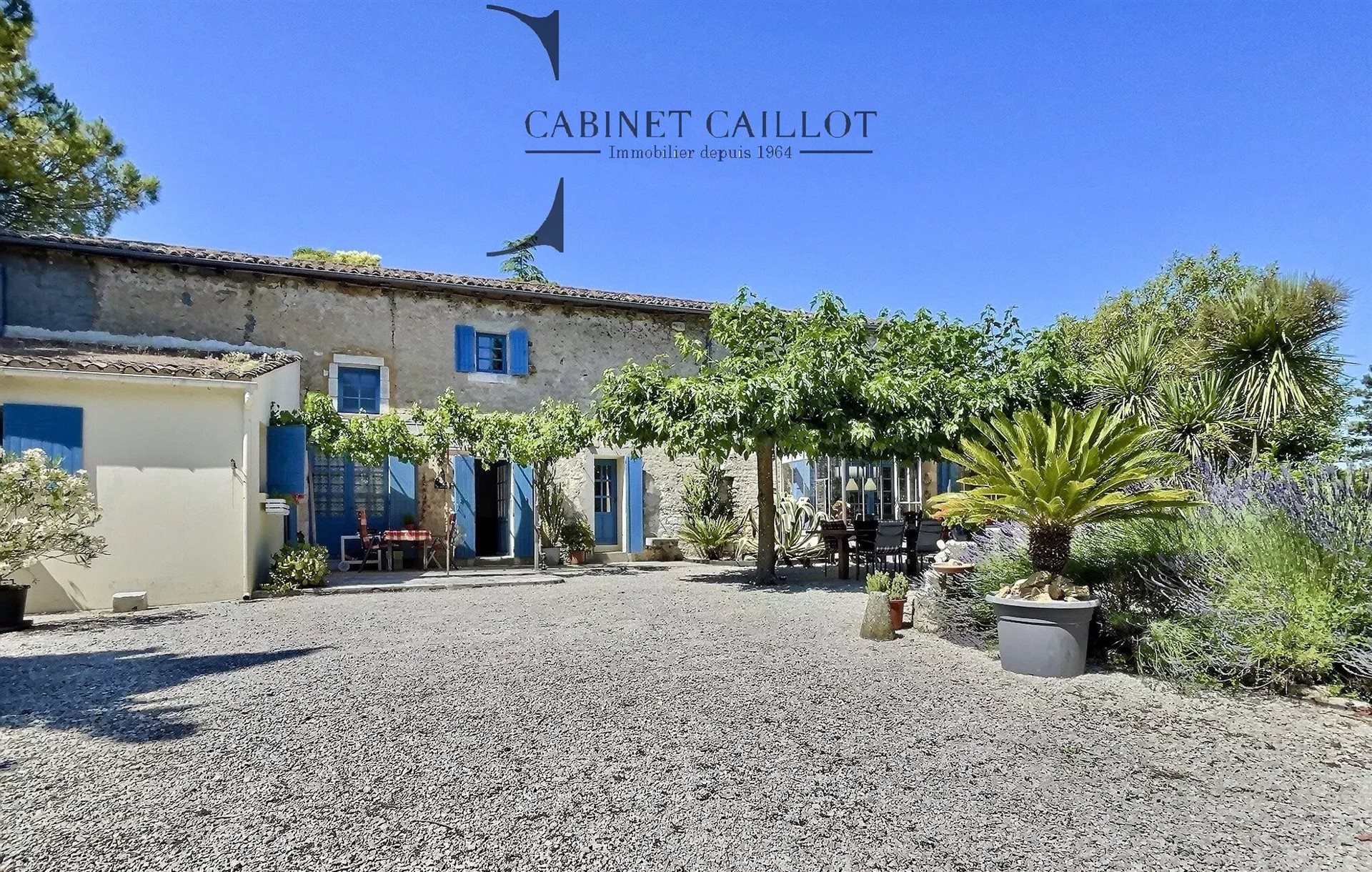 Maison à vendre, 367m², Cravans