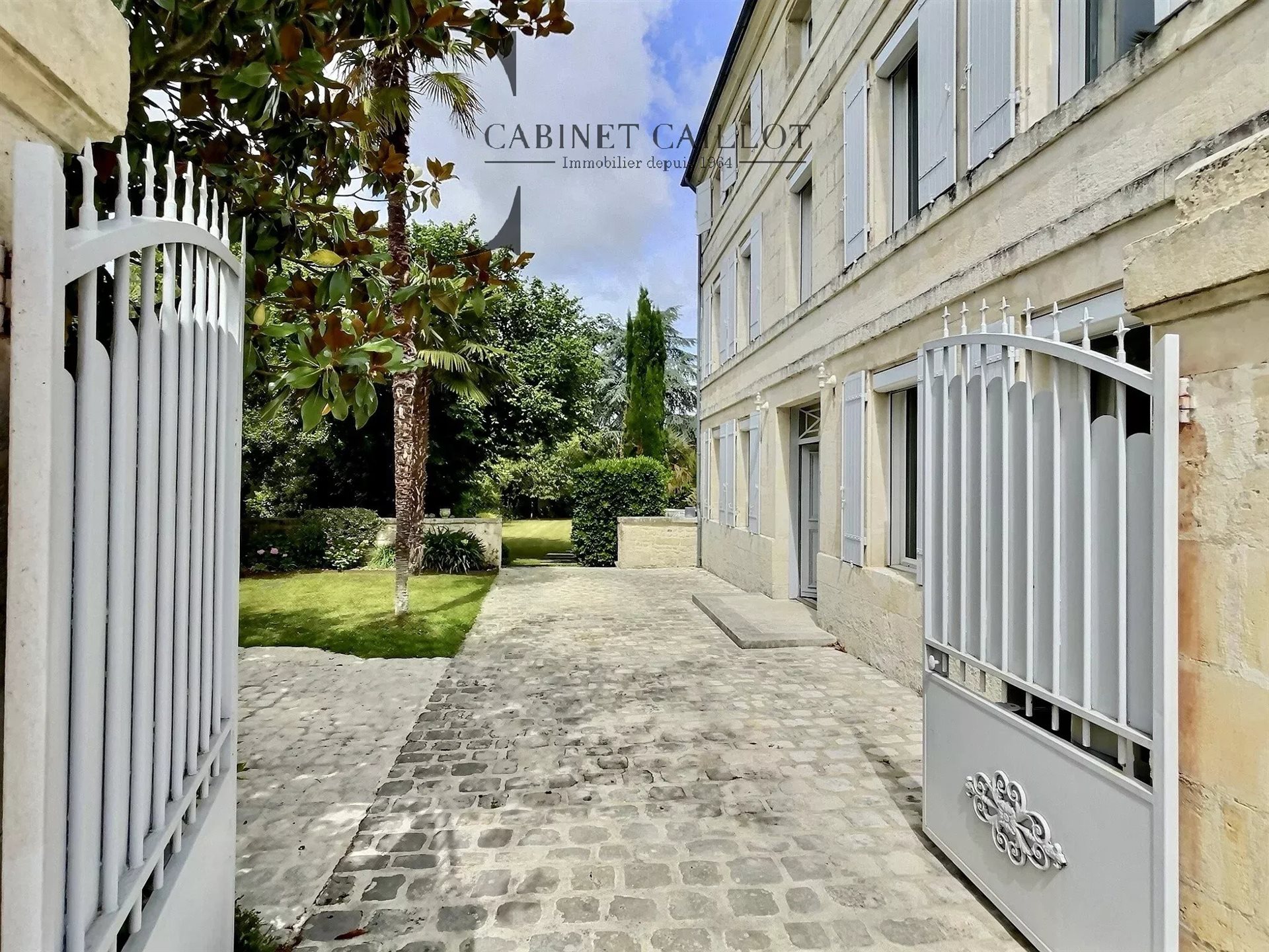 Maison à vendre, 287m², Saintes
