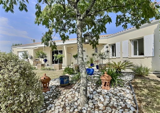 Maison 6 pièces 136 m² · à Saintes · 136 m² · 367 500 €