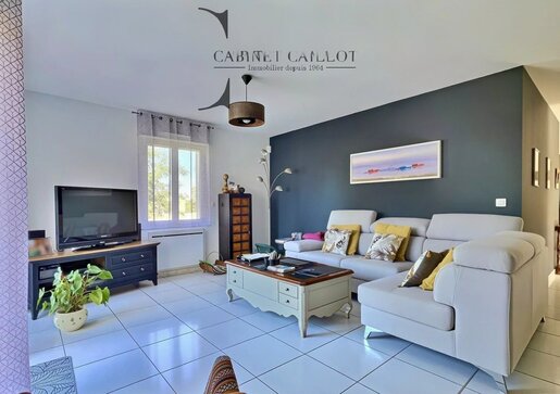 Maison 5 pièces 126 m² · à Saintes · 126 m² · 299 500 €