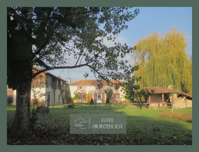 Maison à vendre, 141m², Bazas