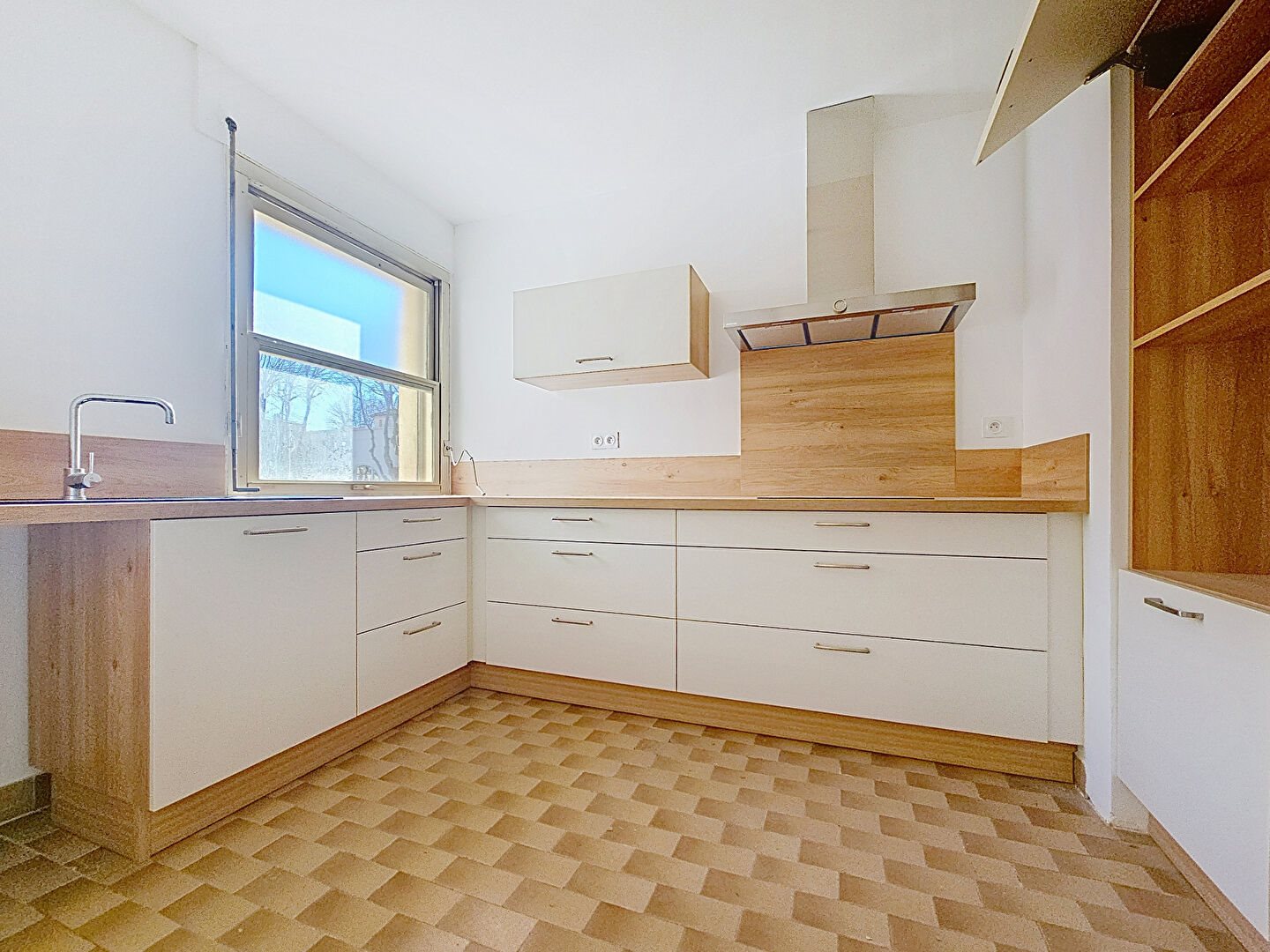 4/5 room apartment with parking and elevator in Avignon - Vue 2
