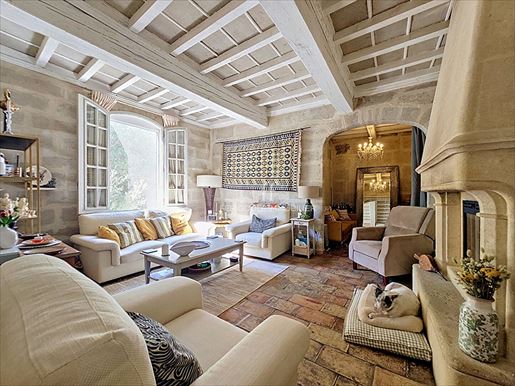Maison 5 pièces 155 m² · à Barbentane · 155 m² · 437 000 €