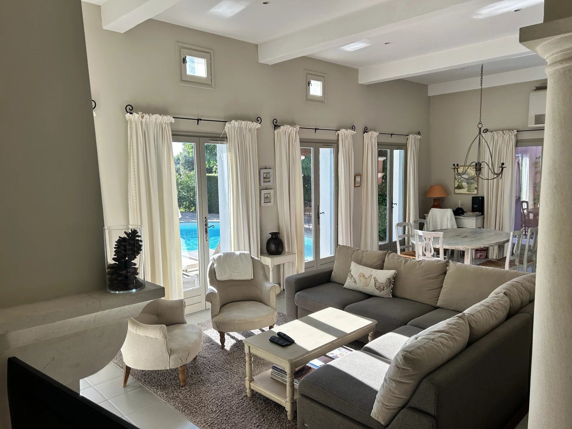 Maison à vendre, 137m², Mallemort