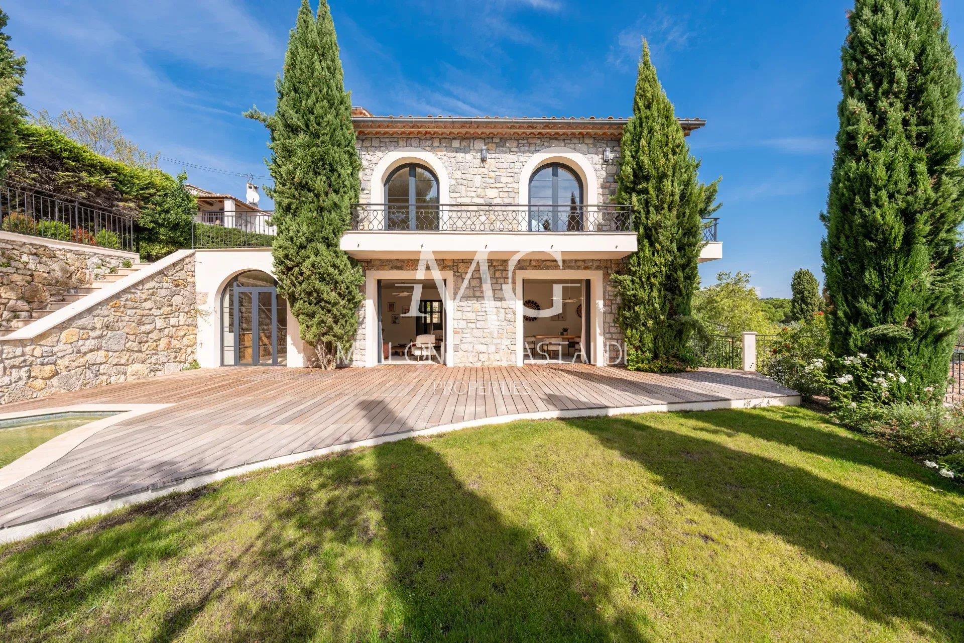 Maison à vendre, 230m², Mougins