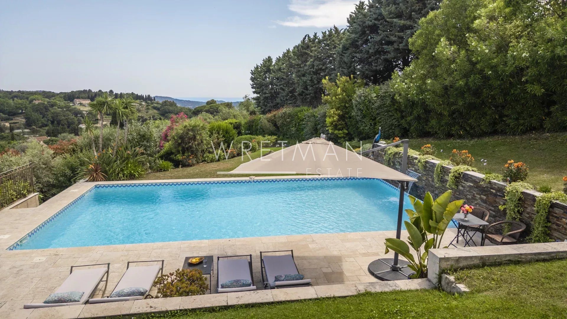 Maison à vendre, 305m², Châteauneuf-Grasse