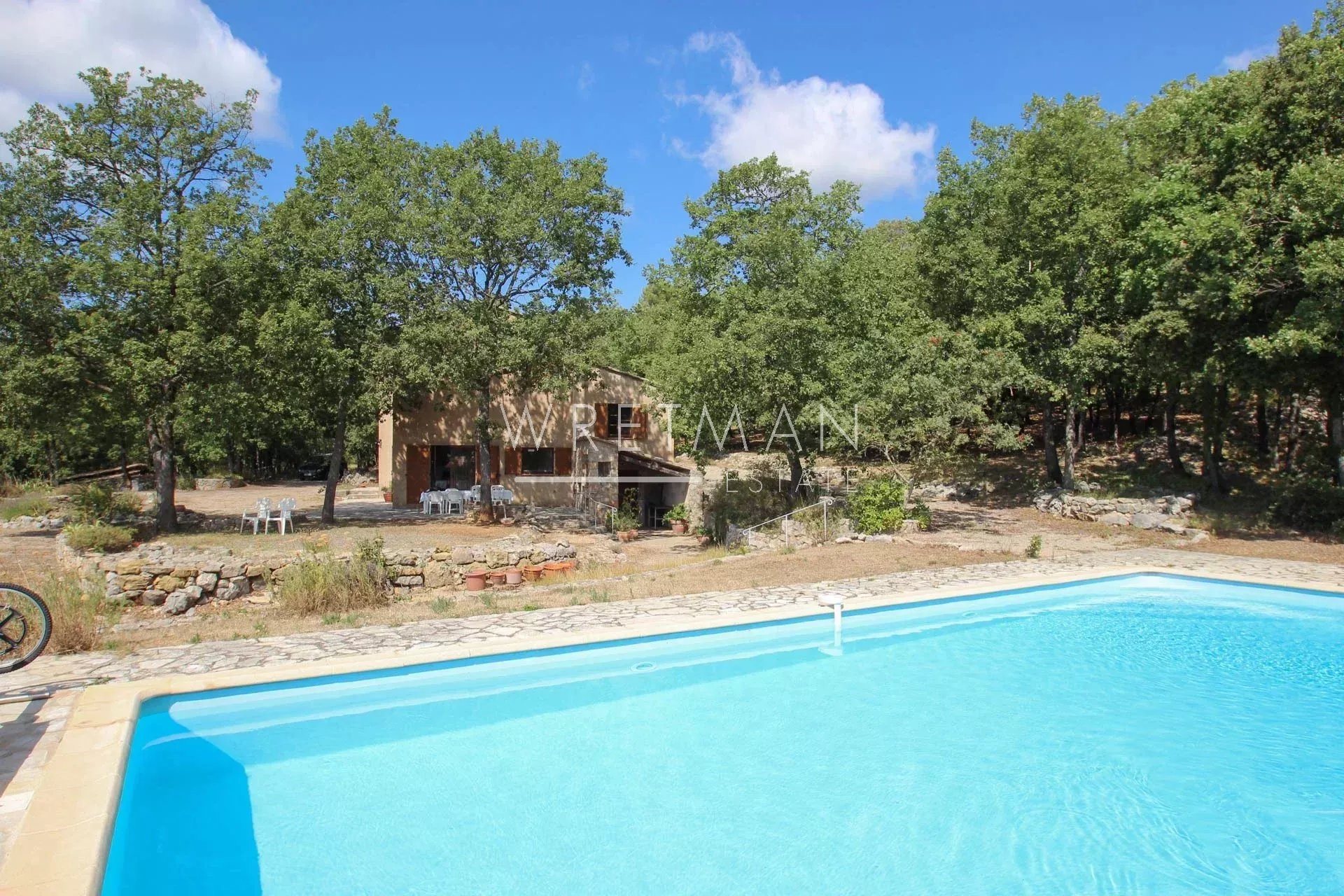 Maison à vendre, 200m², Bargemon