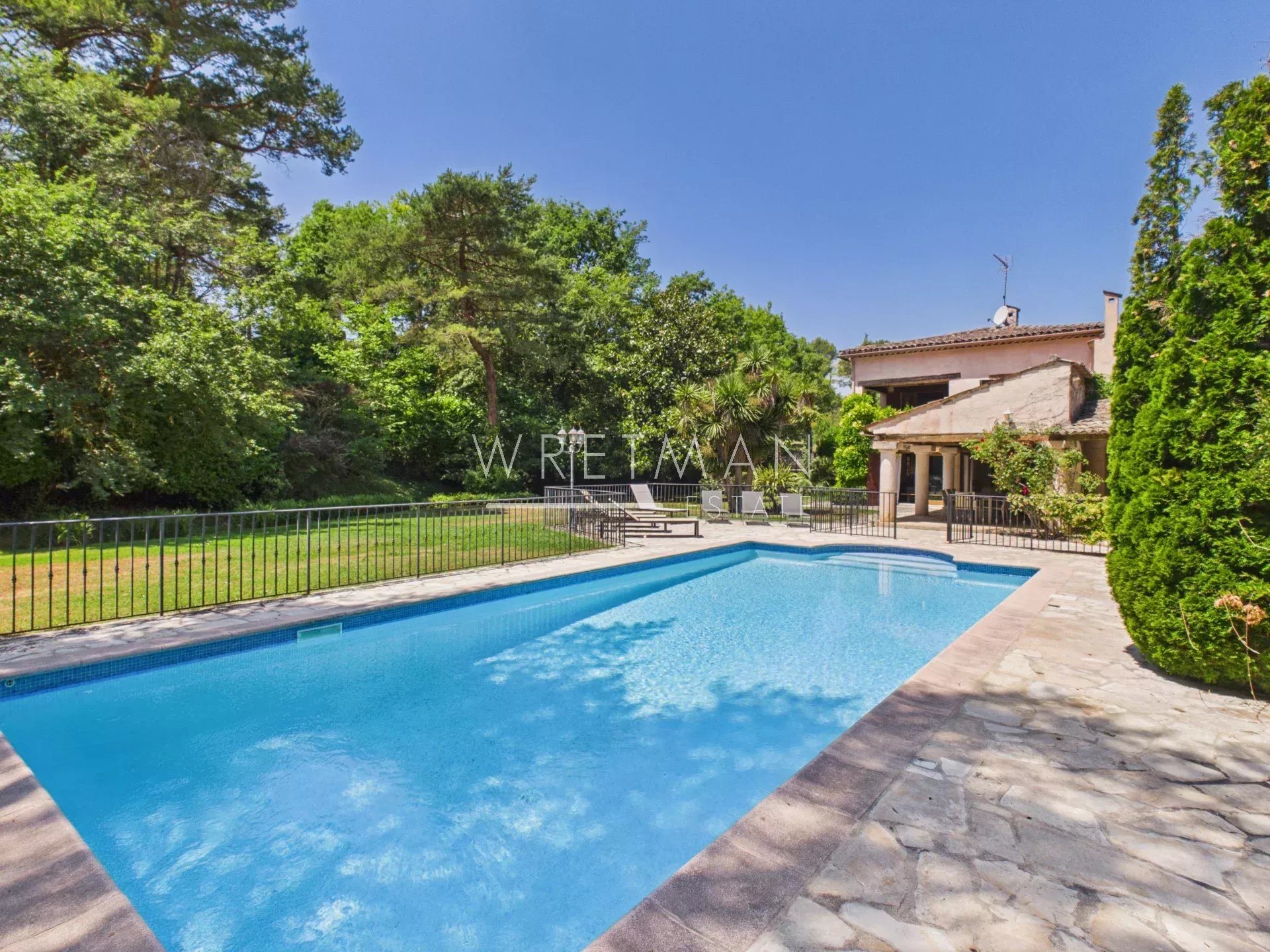Maison à vendre, 217m², Callian