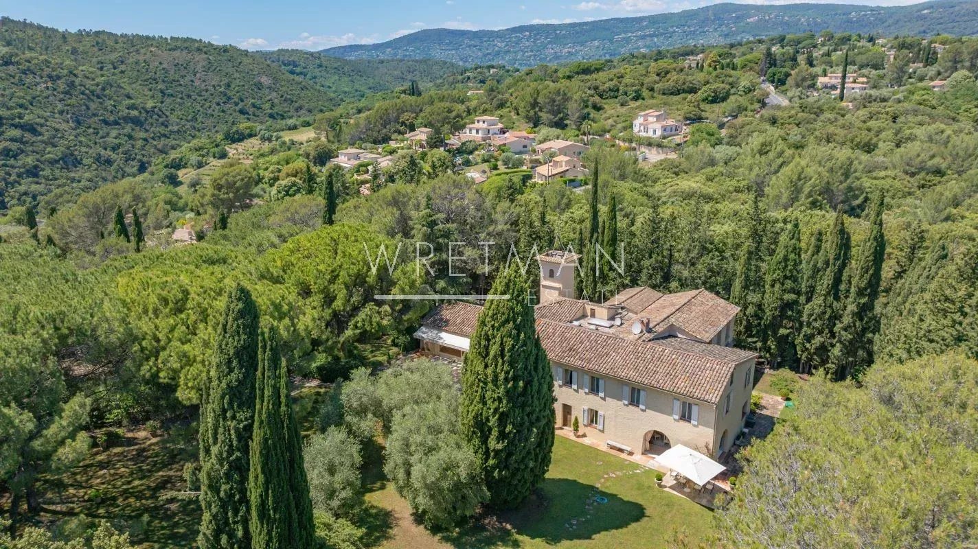 Maison à vendre, 1000m², Auribeau-sur-Siagne