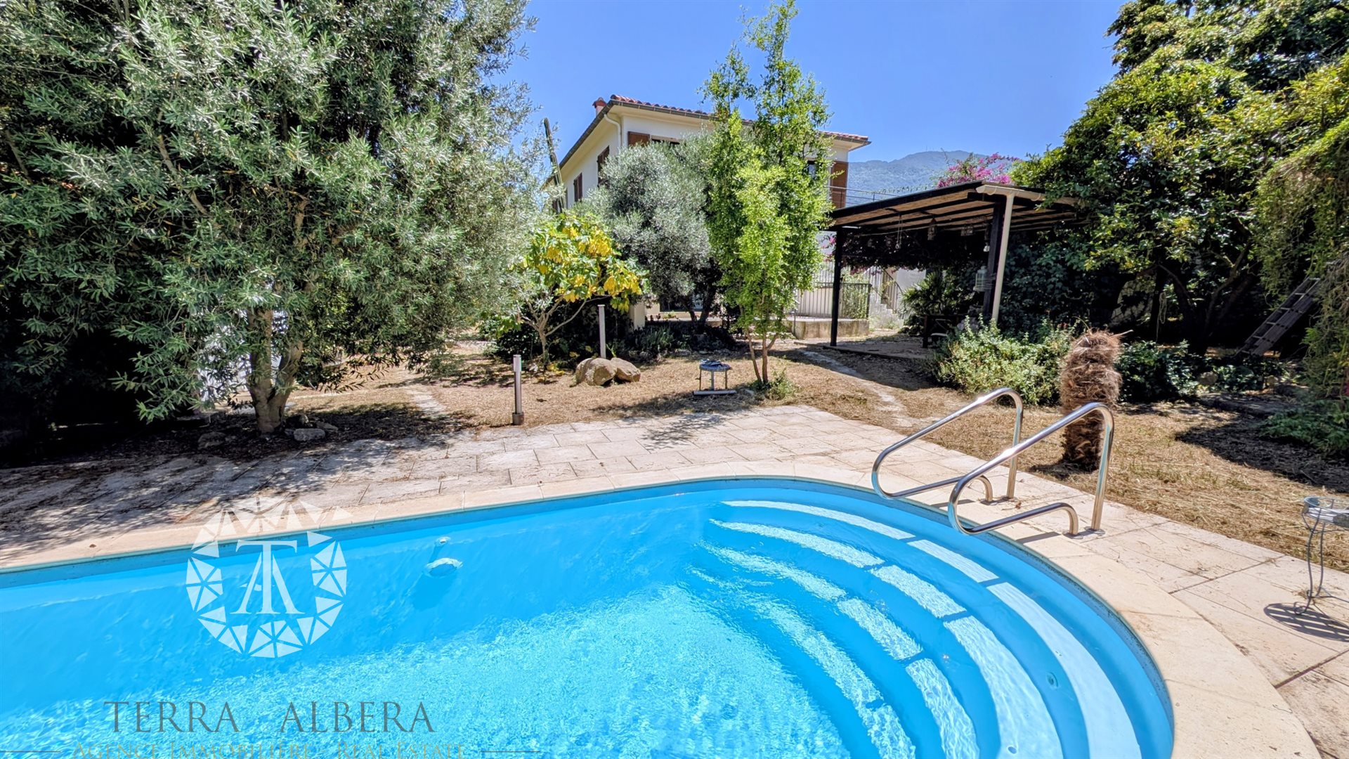Maison à vendre, 170m², Laroque-des-Albères