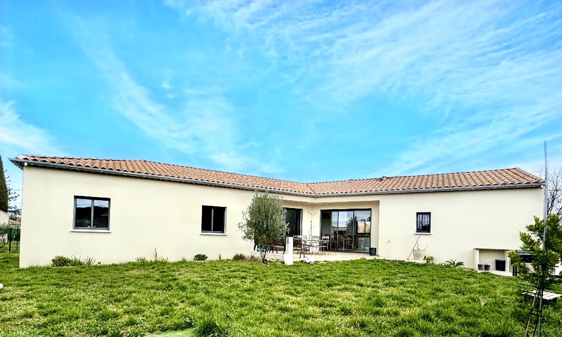 Maison à louer, 142m², Saint-Paul-les-Fonts
