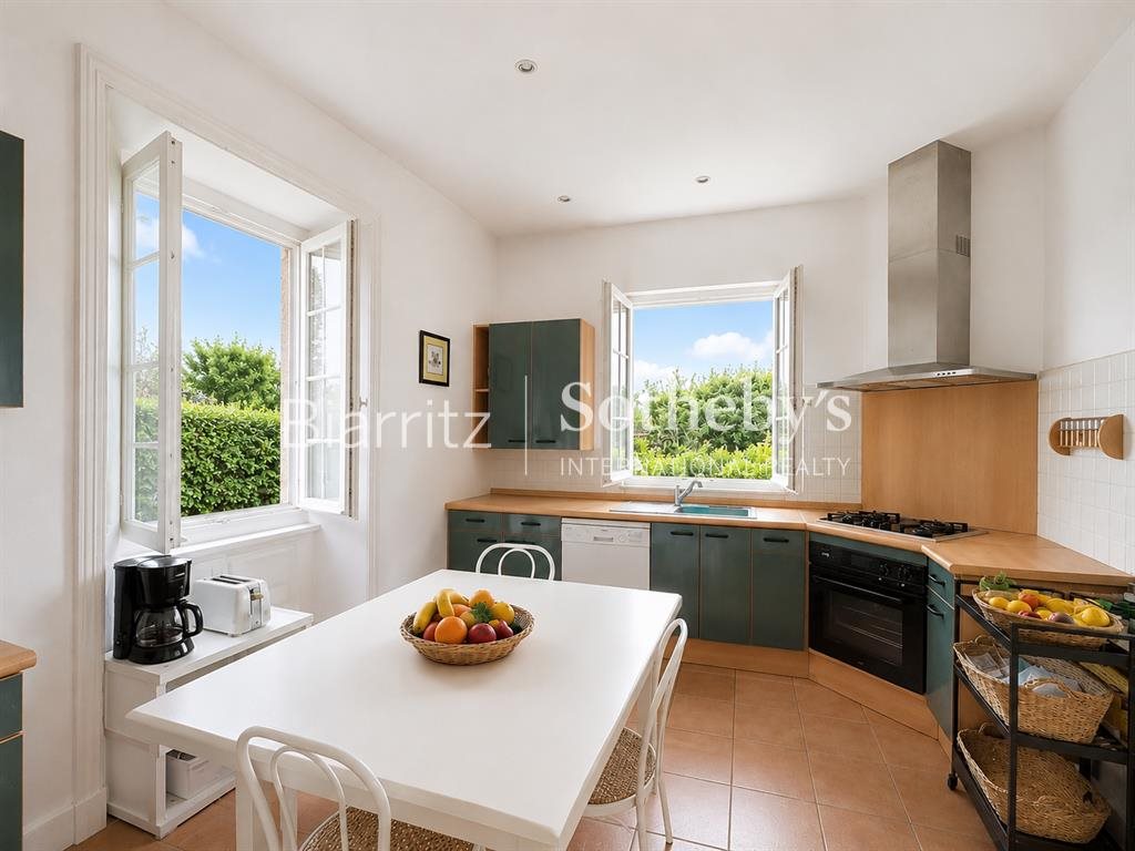 Maison à vendre, 211m², Biarritz