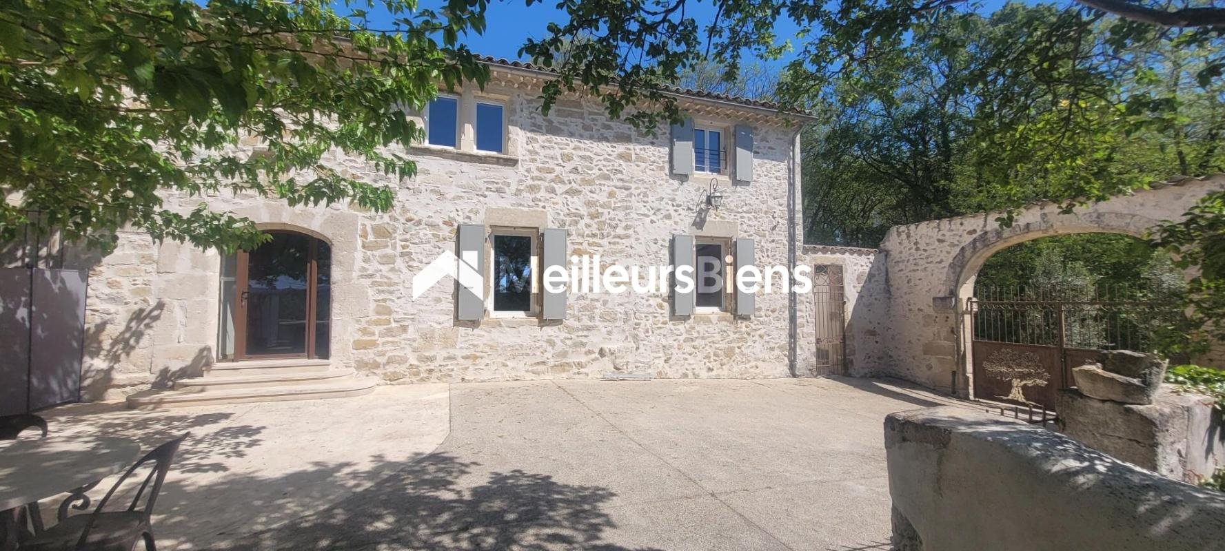 Maison à vendre, 430m², Saint-Just-d'Ardèche