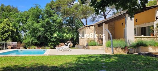 Maison 6 pièces 170 m² · à Pont-Saint-Esprit · 170 m² · 550 000 €