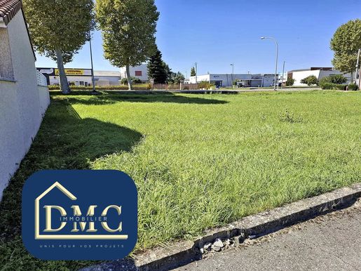 Terrain, terrain 500 m² — Saverdun (Ariège) · 57 600 €