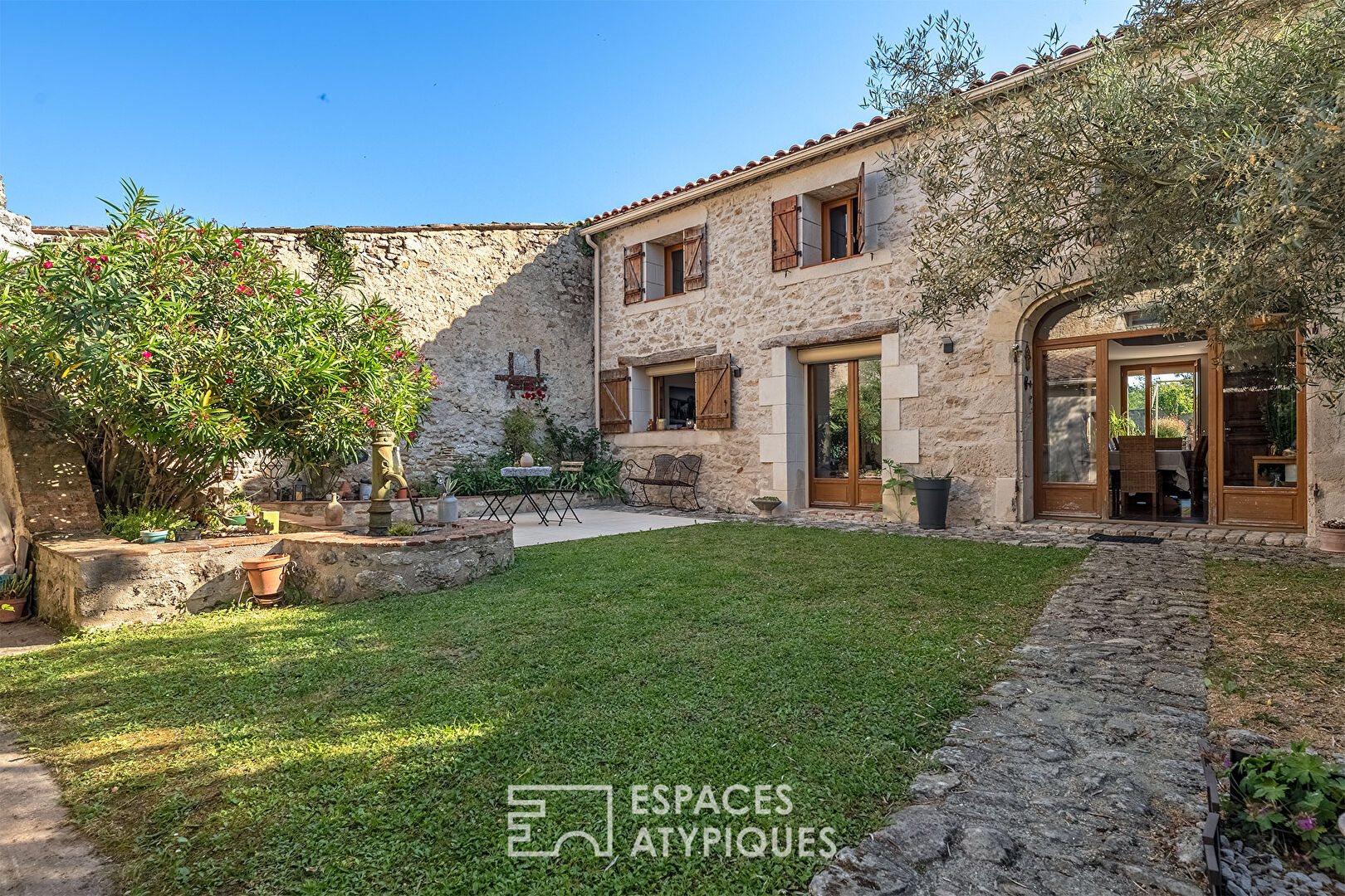 Maison à vendre, 266m², Saint-Méard-de-Gurçon