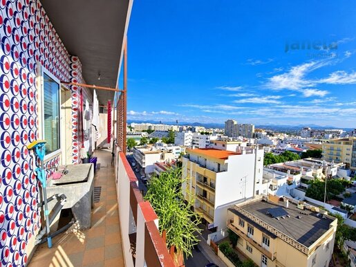Advert pic 0