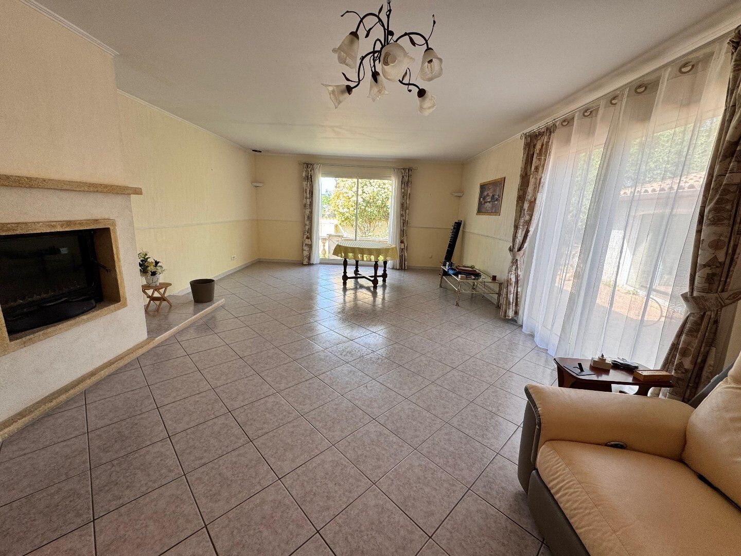 Maison à vendre, 140m², Lézignan-la-Cèbe