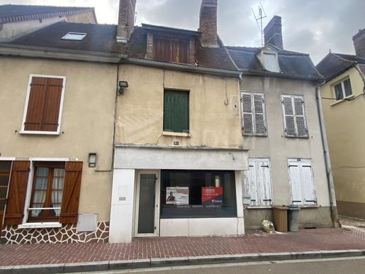 Maison 3 pièces 58 m² · à Saint-Florentin · 58 m² · 24 000 €