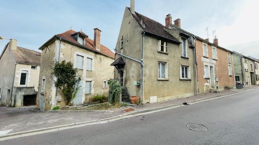 Maison 3 pièces 46 m² · à Fleys · 46 m² · 34 000 €