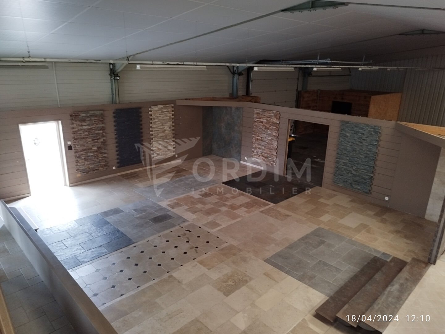 Maison à louer, 436m², Monéteau